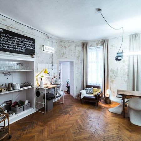 A Szoba Apartman Pécs Eksteriør bilde