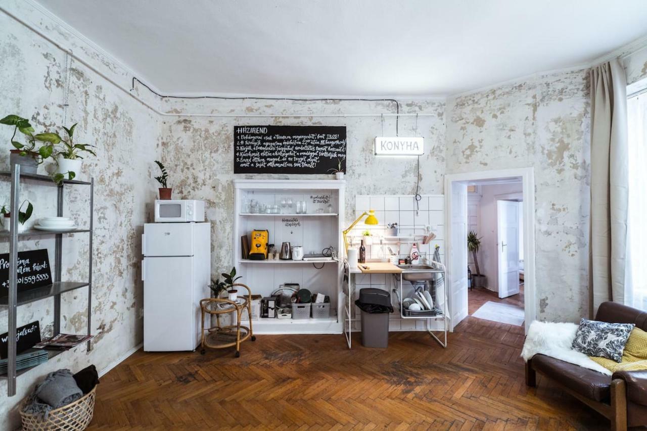 A Szoba Apartman Pécs Eksteriør bilde