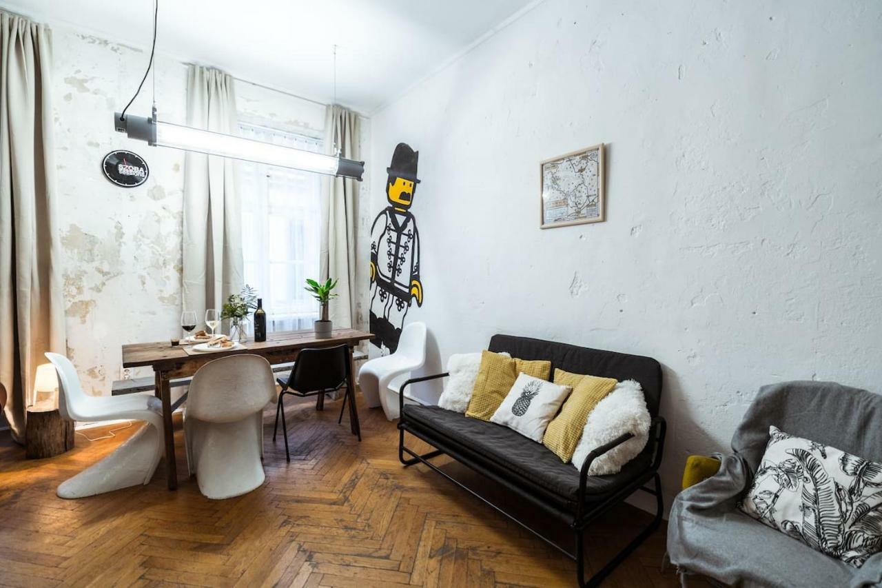 A Szoba Apartman Pécs Eksteriør bilde